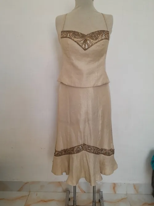 Robe soirètres bon etat. غوب سواغي 