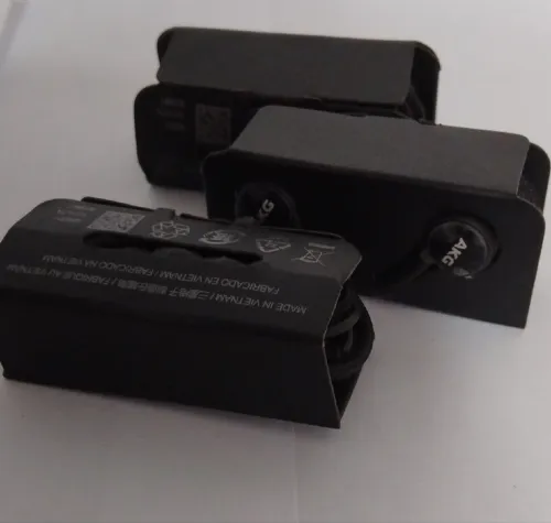écouteur AKG by Samsung pack 3 a 1500