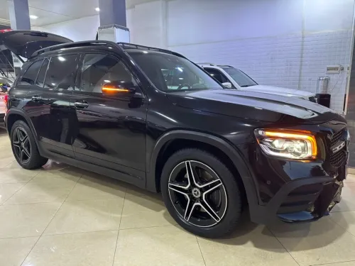 Mercedes GLB 2023 AMG  7 blace