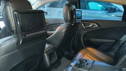 Chrysler S 200 2017 Luxe
