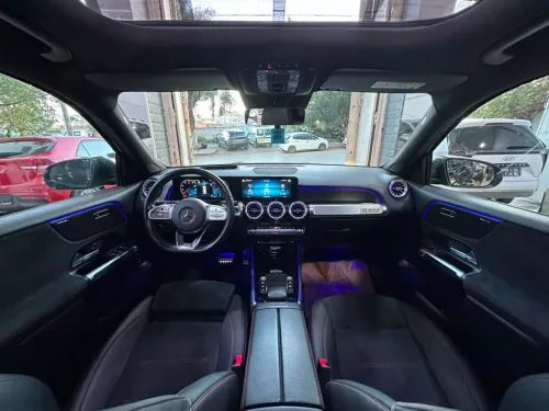 Mercedes GLB 2023 AMG  7 blace