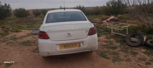 Peugeot 301 2013 Allure