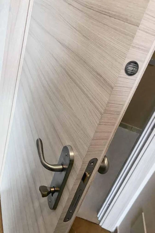 Porte chambre d'hôtel coupe-feu EI30 - EI60 avec serrure électronique à carte et logiciel d'encodage