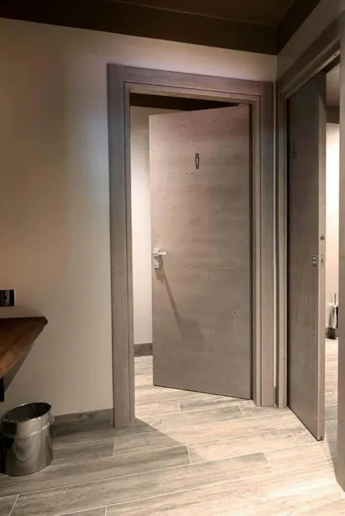 Porte chambre d'hôtel coupe-feu EI30 - EI60 avec serrure électronique à carte et logiciel d'encodage