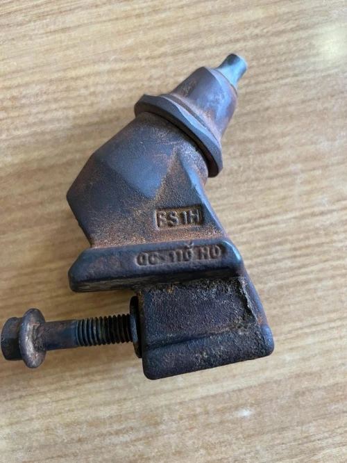PIC et PORTE-PIC DENT et PORTE-DENT POUR TRANCHEUSE FOREUSE FRAISEUSE A FROID CASAGRANDE SOILMEC BAUER MAIT SANY XCMG VOGELE WIRTGEN VOLVO MARINI VERMEER GARBIN 