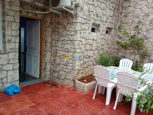 Vente Appartement Niveau de villa F2 Béjaïa Beni ksila