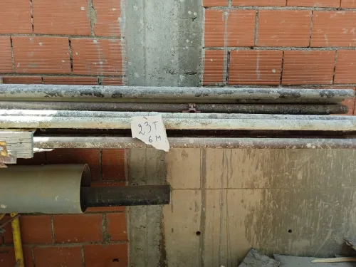 Tube pour échafaudage 