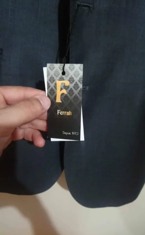 Costume noir pour homme