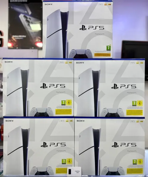 PS5 Slim 1Tb européenne CFI-2116 boite fermé/Sous blister