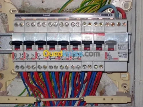 ELECTRICIEN BATIMENT