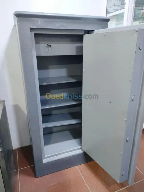 Maintenance Coffre Fort 2024