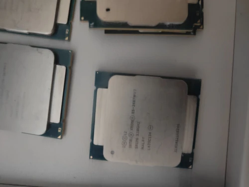 Lot cpu Intel xeon v3 v2