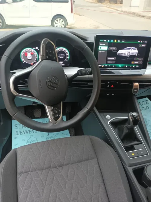 Volkswagen Golf 8 2025 