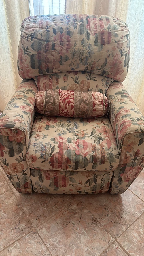 Fauteuil de tres bonne qualite