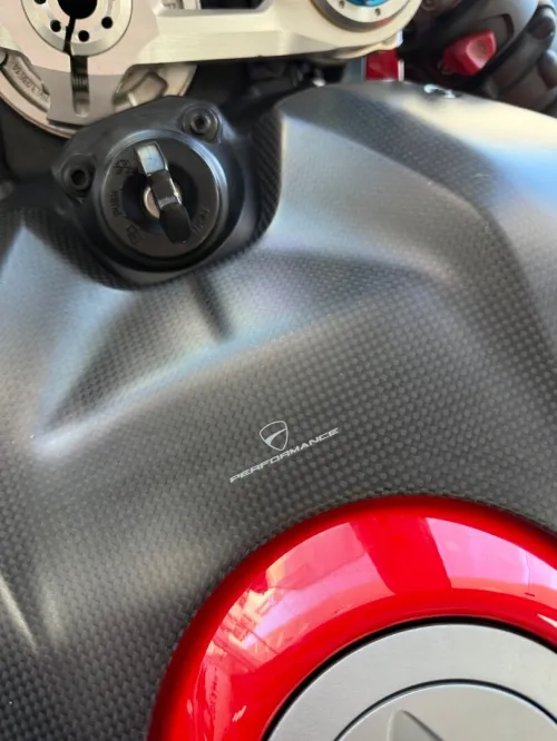 Ducati Panigale v4 S 2023