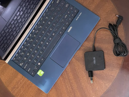 Asus Zenbook 