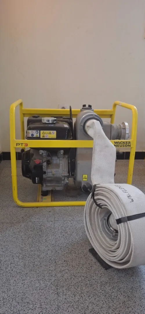 Pompe à eaux centrifuge