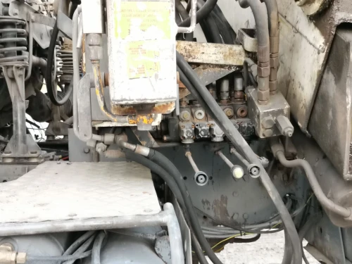 F12 122 Std Volvo 1989