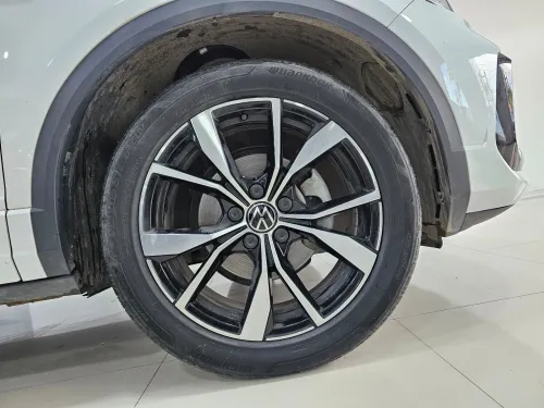Volkswagen T-Roc 2024 R-Line 