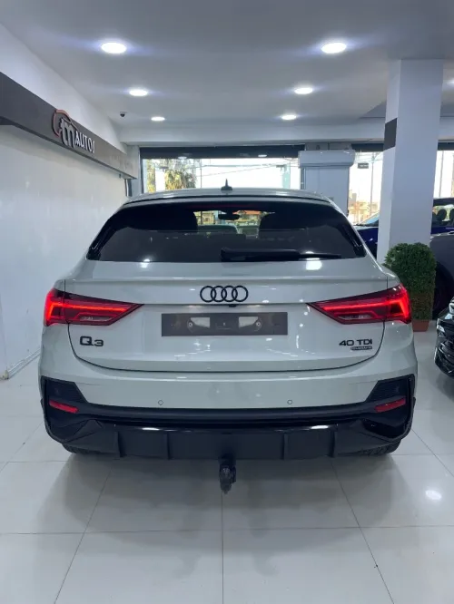 Audi Q3 2021 S Line (facelift)