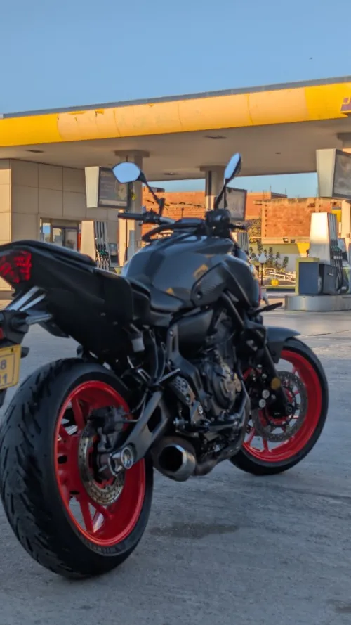 Yamaha MT 07 2021