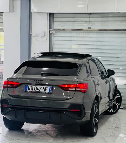 Audi Q3 2022 Q3