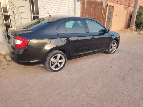 Skoda Rapid 2015 Ambition