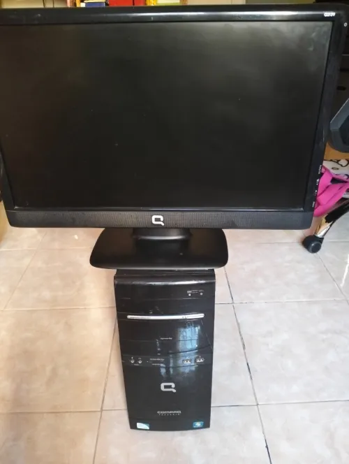 PC de bureau de marque HP compaq