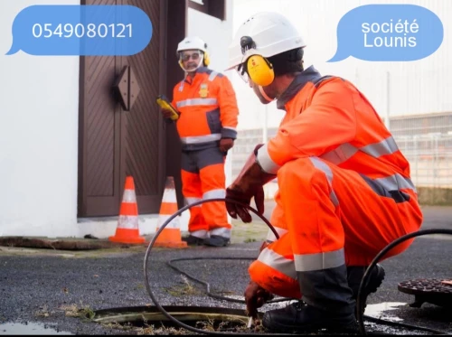 Service société camion Nettoyage Debouchage canalisation et curage Vidange de Fosse et Cave Vidange 