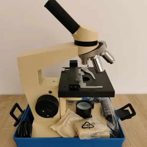 Microscope 