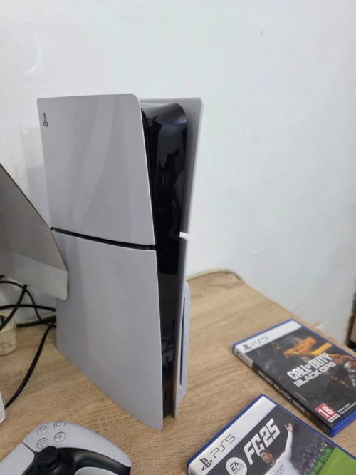 PS5 Slim 1TO