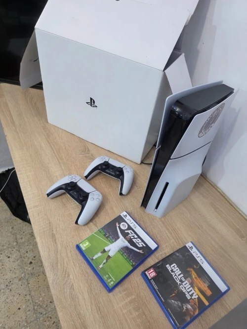 PS5 Slim 1TO