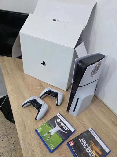 PS5 Slim 1TO