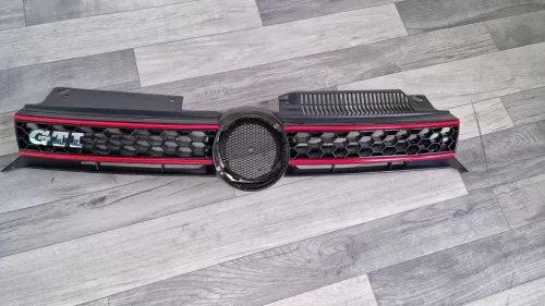 Grille central golf 6 GTI