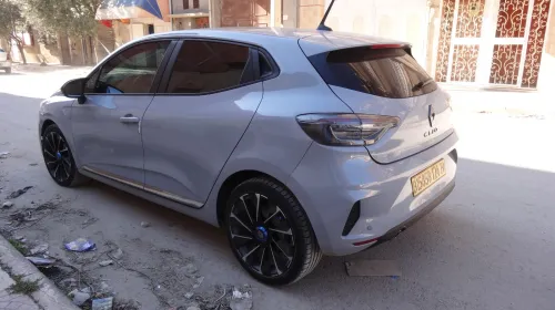 Renault Clio 5  2024 Evolution