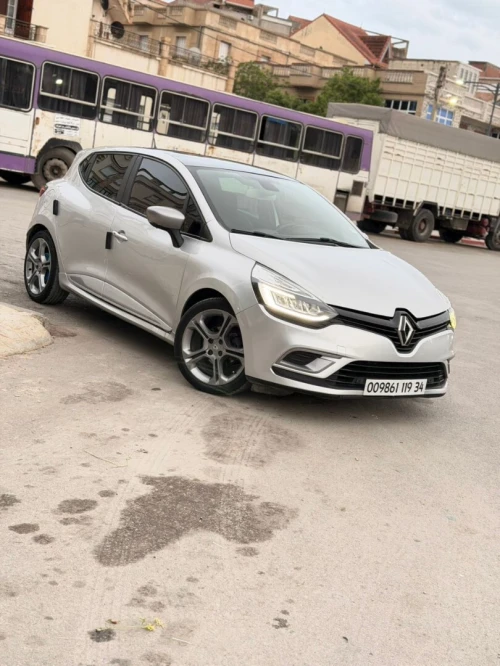 Renault Clio 4 