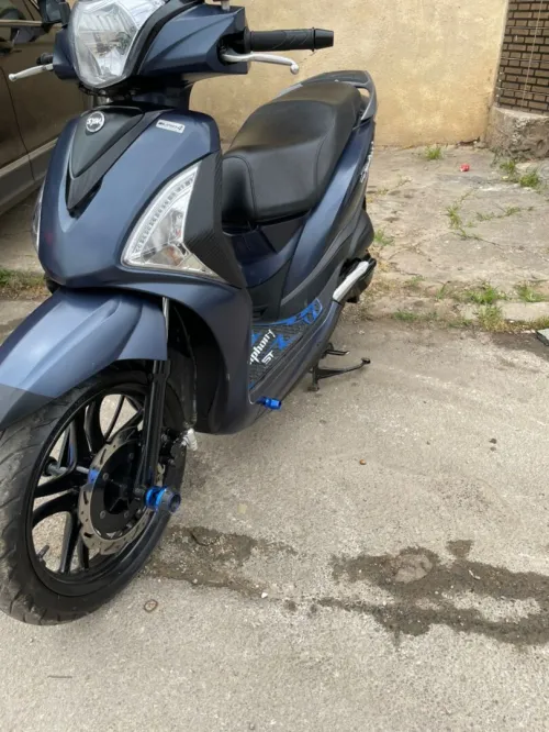 Sym St 