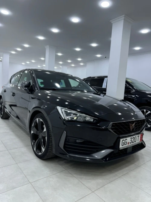 Cupra  Leon 2023 