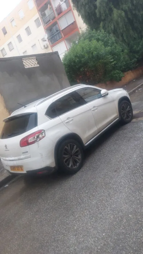 Peugeot 4008 2021 4008