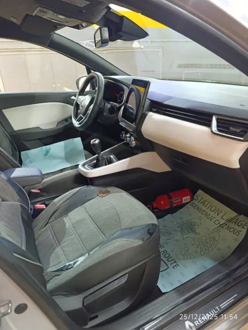 Renault Clio 5 2023 Teckno