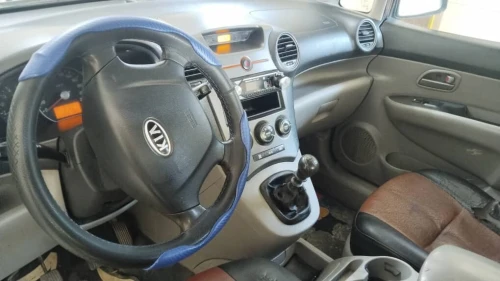 Kia Carens 2008 3 box
