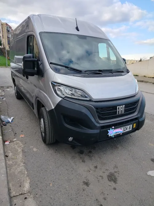 Fiat Ducato 2024 L2 H2 (deux panneaux)