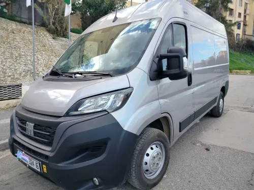 Fiat Ducato 2024 L2H2 (Deux panneaux)
