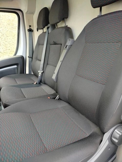 Fiat Ducato 2024 L2H2 (Deux panneaux)