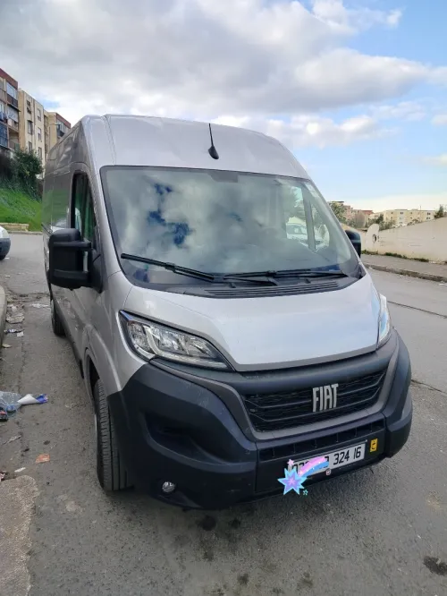 Fiat Ducato 2024 L2 H2 (deux panneaux)