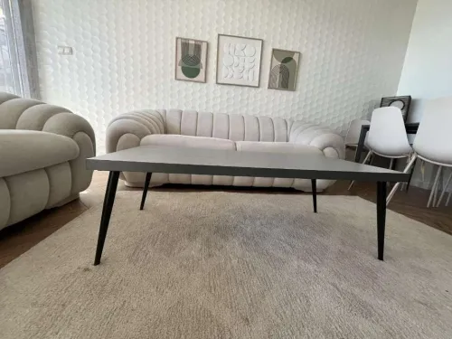 Deux fauteuils