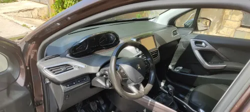 Peugeot 2008 2014 ehdi