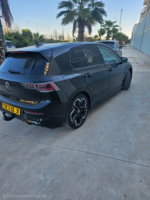 Volkswagen Golf 8.5 pro 2025 R-line