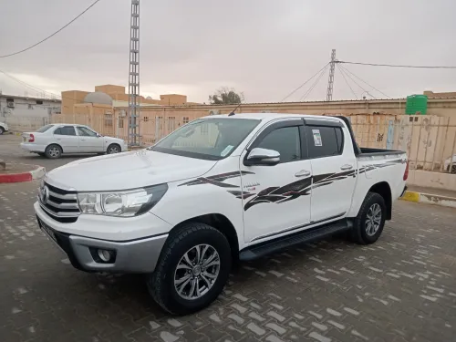 Toyota Hilux 2017 LEGEND DC 4x4