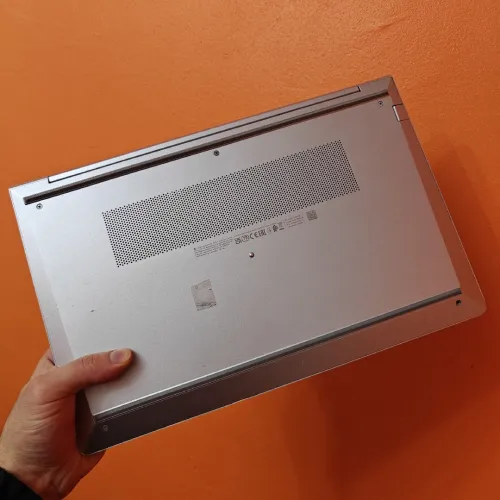 ! Promotion ! HP ProBook 450 G8 / i5 11th GEN / 16/256 bon état